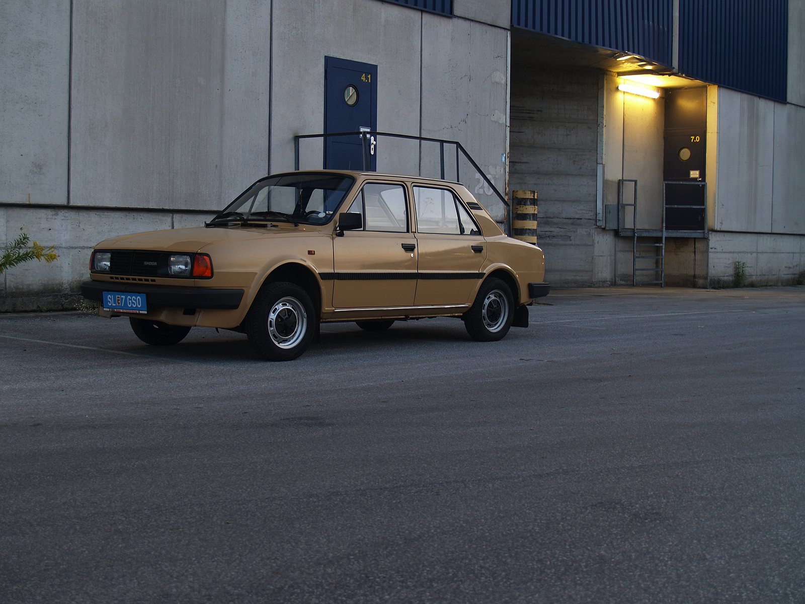 Prossinger Werbeagentur fotografiert: Fotostrecke Skoda 105 L